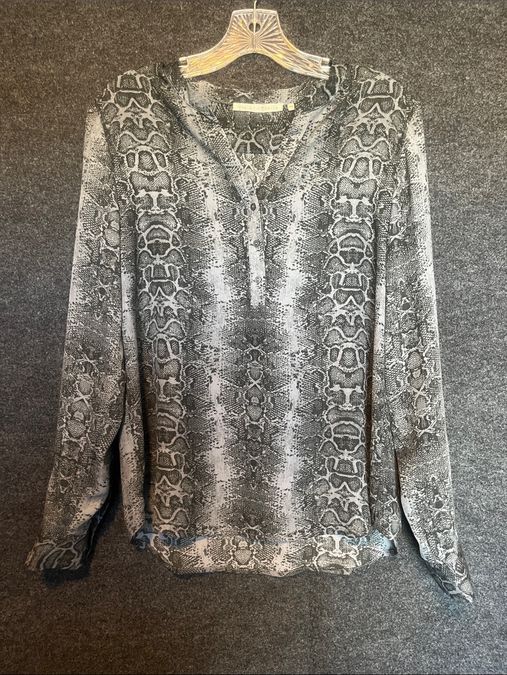 Violet & Claire Snake-Print Henley Blouse in Gray and Black